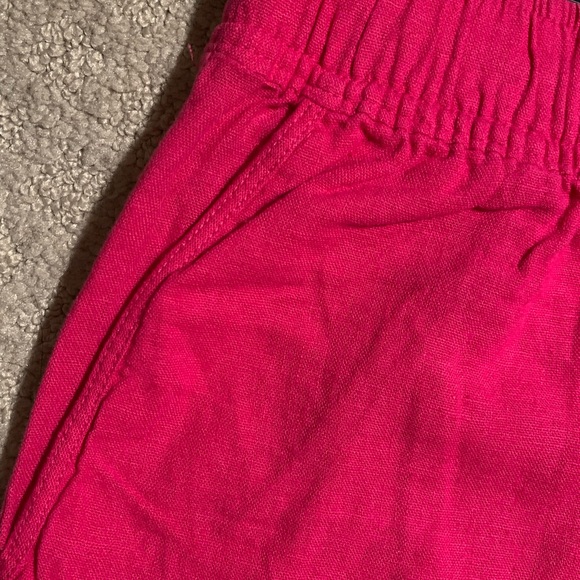 Women’s pink linen shorts. Pink shorts. Size small shorts. New with tags. - Picture 4 of 7